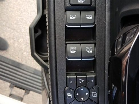 Used 2025 RAM 3500 Limited image 63