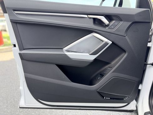 Certified 2024 Audi Q3 2.0T Premium Plus image 13