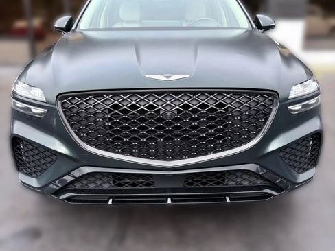 Used 2022 Genesis GV70 3.5T Sport w/ Sport Prestige Package image 7