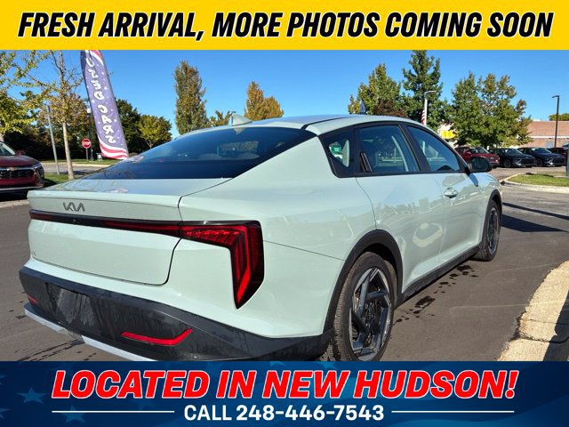 Used 2025 Kia K4 EX FWD image 3