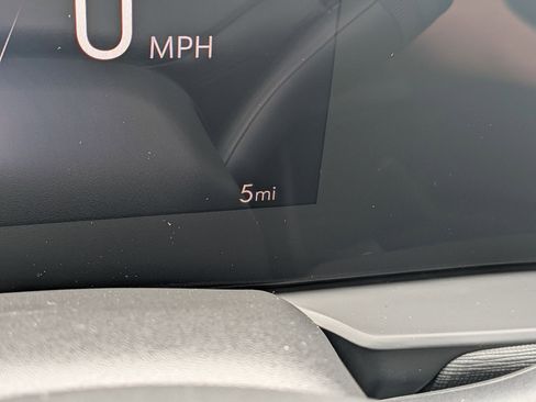 New 2026 Buick Envista Preferred w/ Advanced Safety Package FWD image 11