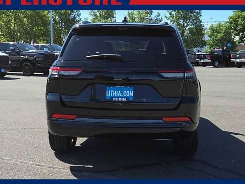 New 2026 Jeep Grand Cherokee Summit AWD/4WD image 7