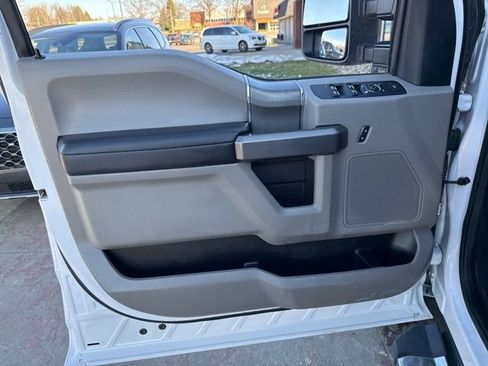 Used 2021 Ford F250 XLT w/ XLT Premium Package image 22