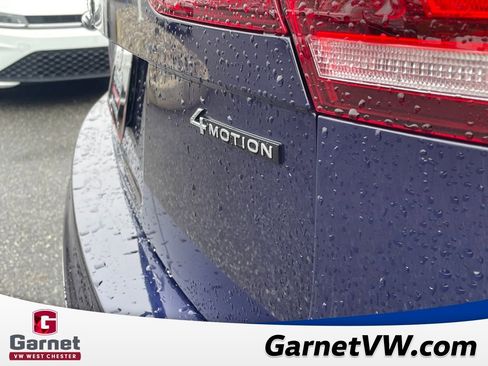 Used 2023 Volkswagen Tiguan SE w/ Panoramic Sunroof Package image 42