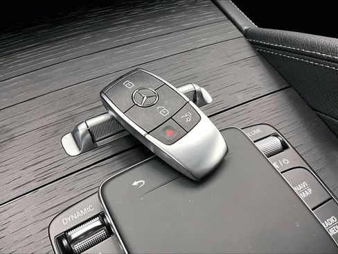 Used 2026 Mercedes-Benz GLE 450 4MATIC image 12