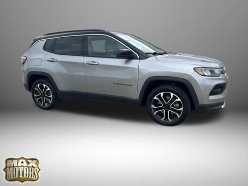 Used 2024 Jeep Compass Limited AWD/4WD image 13