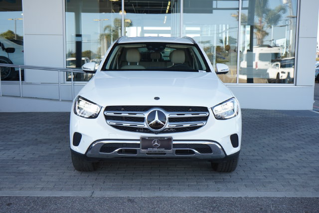 Used 2021 Mercedes-Benz GLC 300 4MATIC image 3