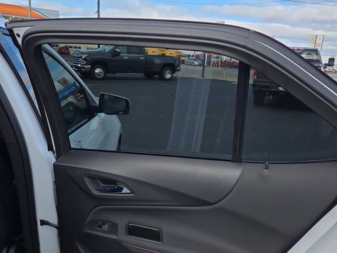 Certified 2022 Chevrolet Equinox RS w/ RS Leather Package image 14