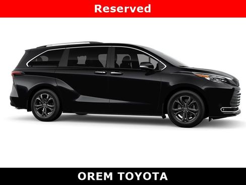 New 2026 Toyota Sienna Platinum image 13