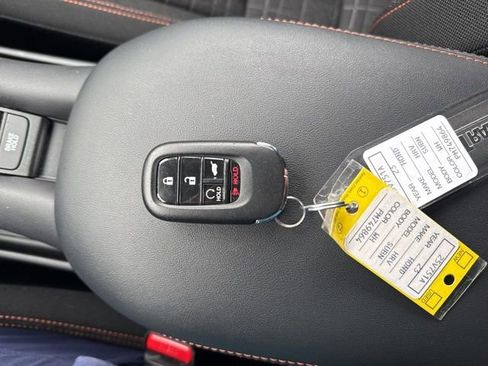Used 2023 Honda HR-V Sport image 31