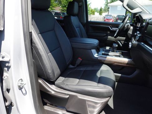 Used 2024 GMC Sierra 1500 Elevation w/ Preferred Package AWD/4WD image 41
