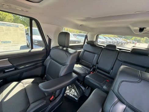 New 2027 Ford Expedition Max Platinum w/ Driver's Package AWD/4WD image 16