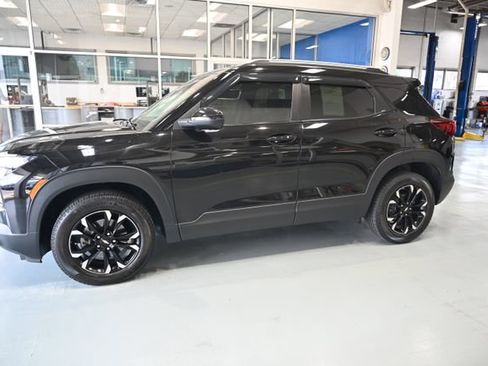 Used 2022 Chevrolet TrailBlazer LT w/ Convenience Package AWD/4WD image 7