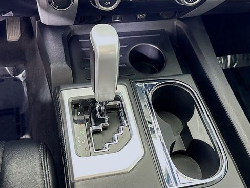 Certified 2018 Toyota Tundra Platinum AWD/4WD image 11