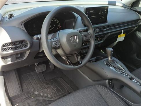 New 2026 Honda HR-V LX image 3
