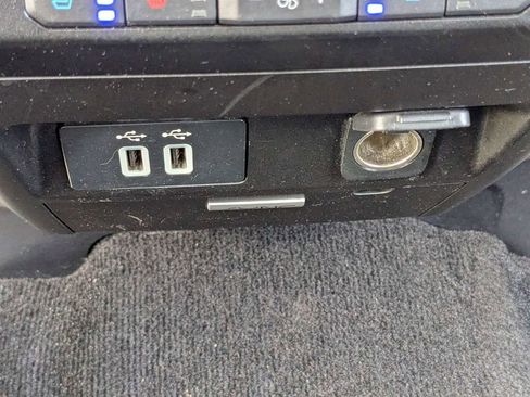 Used 2016 Ford F150 Lariat image 23