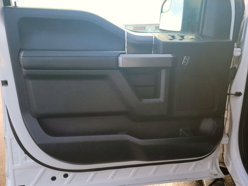 Used 2019 Ford F150 XLT w/ Equipment Group 302A Luxury image 8