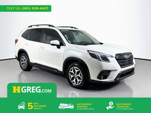 Used 2023 Subaru Forester Premium AWD/4WD image 1