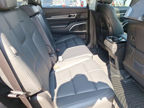 Used 2025 Kia Telluride SX FWD image 28