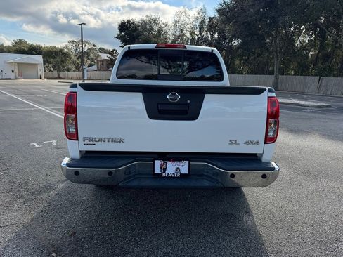 Used 2019 Nissan Frontier SL image 6