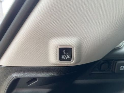 Certified 2023 Jeep Grand Cherokee Laredo w/ Luxury Tech Group I image 12