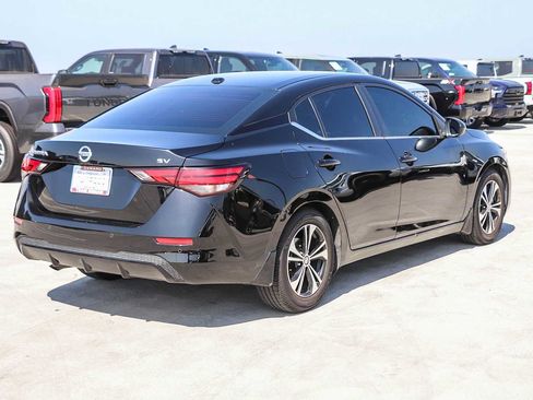 Used 2022 Nissan Sentra SV w/ Trunk Package FWD image 6