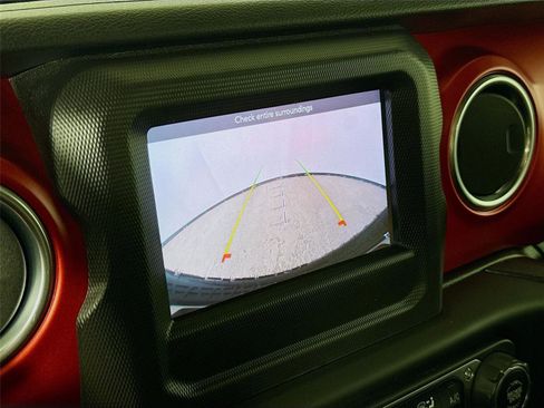 Used 2021 Jeep Wrangler Unlimited Rubicon w/ Steel Bumper Group image 13