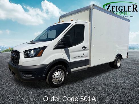 Used 2023 Ford Transit 350 DRW RWD image 2