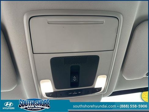 Used 2025 Honda CR-V EX-L image 34