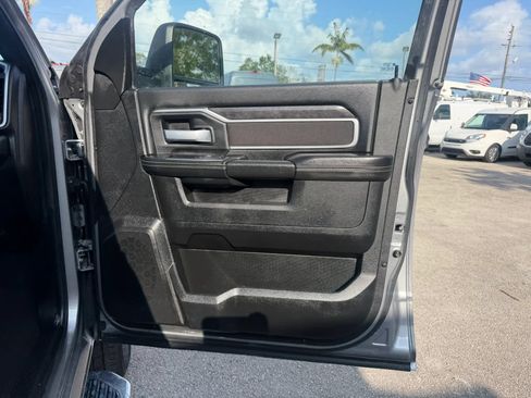 Used 2024 RAM 2500 Big Horn AWD/4WD image 20