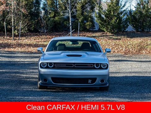 Used 2023 Dodge Challenger R/T image 2