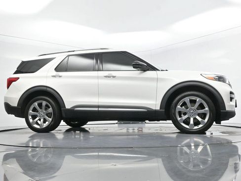 Used 2020 Ford Explorer Platinum w/ Premium Technology Package AWD/4WD image 51