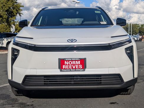 New 2026 Toyota bZ XLE Plus image 5