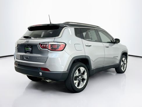 Used 2018 Jeep Compass Limited w/ Navigation Group AWD/4WD image 9