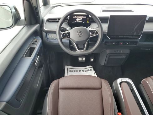 New 2025 Volkswagen ID. Buzz Pro S image 8