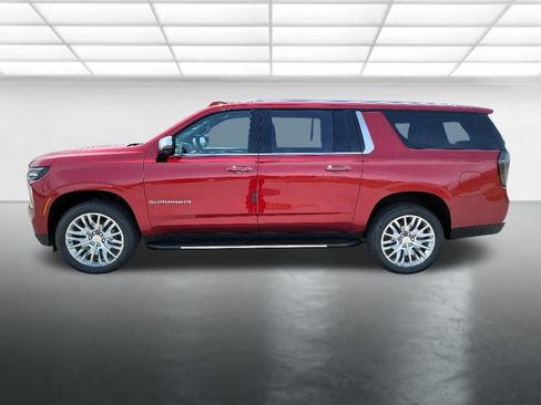 New 2026 Chevrolet Suburban Premier w/ Sun And Tow Package AWD/4WD image 3