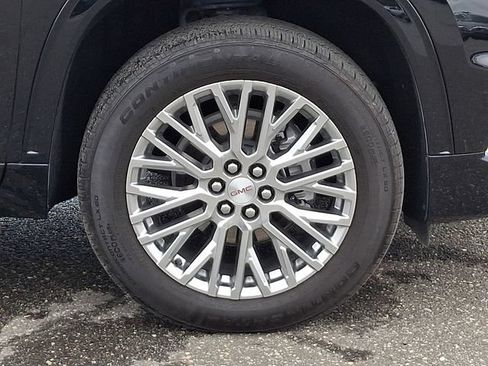 Used 2025 GMC Acadia Denali w/ LPO, Floor Liner Package AWD/4WD image 27