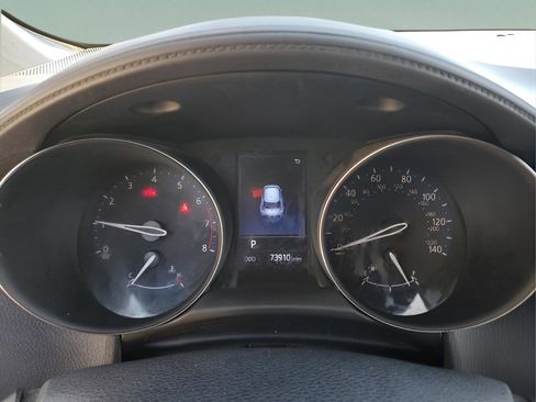 Used 2019 Toyota C-HR LE image 25