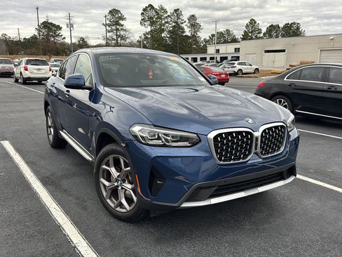 Certified 2023 BMW X4 xDrive30i w/ Premium Package image 3