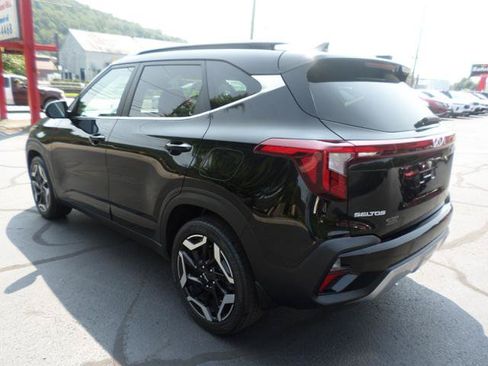 Used 2024 Kia Seltos SX w/ SX Sunroof Package AWD/4WD image 7