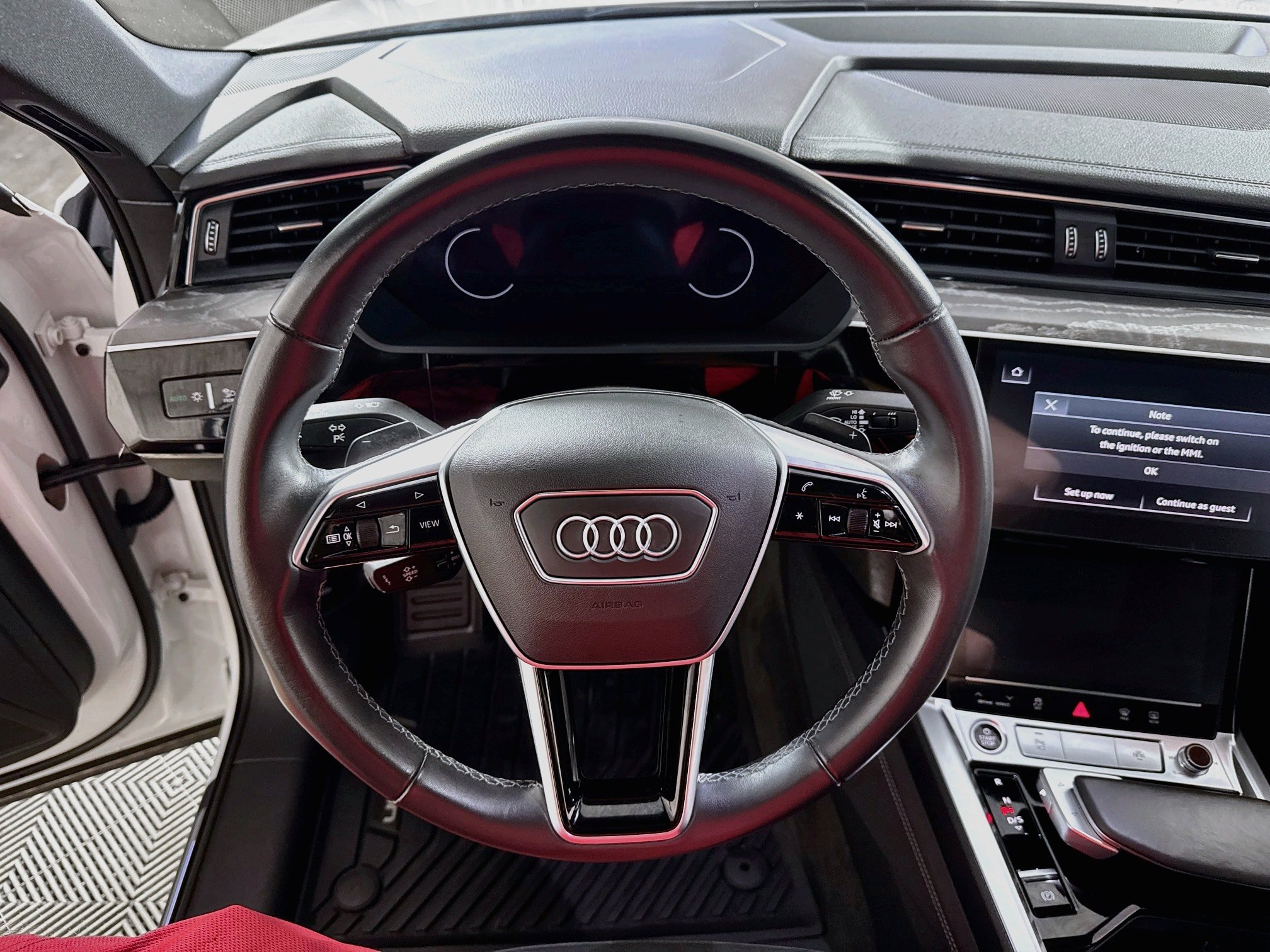 Used 2024 Audi Q8 e-tron Premium Plus AWD/4WD image 16