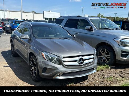 Used 2017 Mercedes-Benz GLA 250 image 1