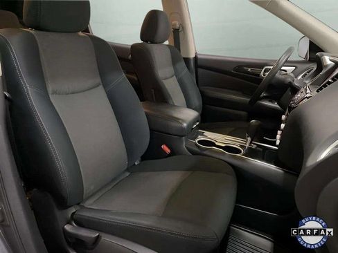 Used 2019 Nissan Pathfinder SV image 84