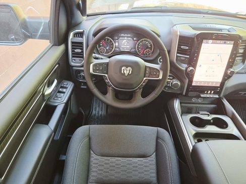 New 2026 RAM 1500 Big Horn AWD/4WD image 17