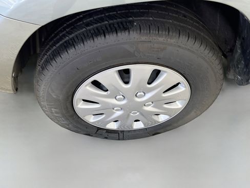 Used 2007 Toyota RAV4 2WD image 14