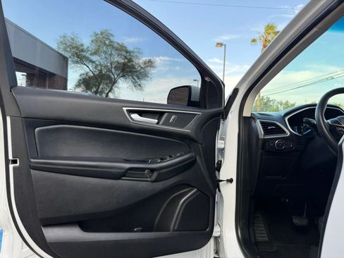 Used 2019 Ford Edge SEL w/ Equipment Group 201A FWD image 36