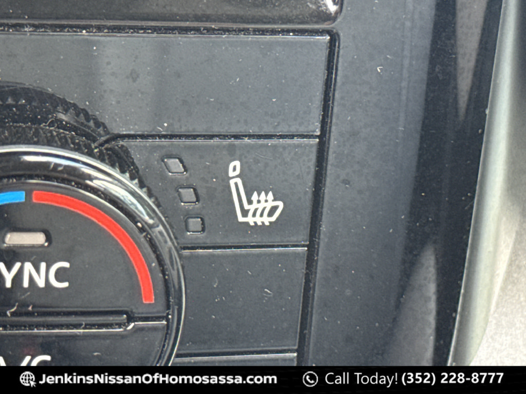 Certified 2021 Nissan Rogue SV w/ Premium Package FWD image 38
