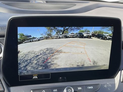 Used 2025 Chevrolet Blazer LT image 18