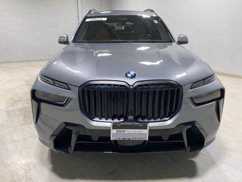 Used 2024 BMW X7 xDrive40i w/ Executive Package image 3
