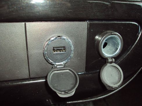Used 2014 Chevrolet Express 1500 AWD image 32